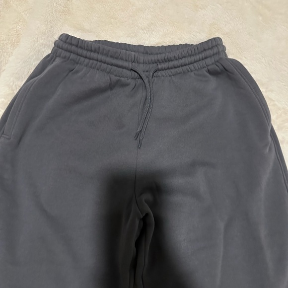 Charcoal grey sweatpants brand new with tag - Picture 4 of 5